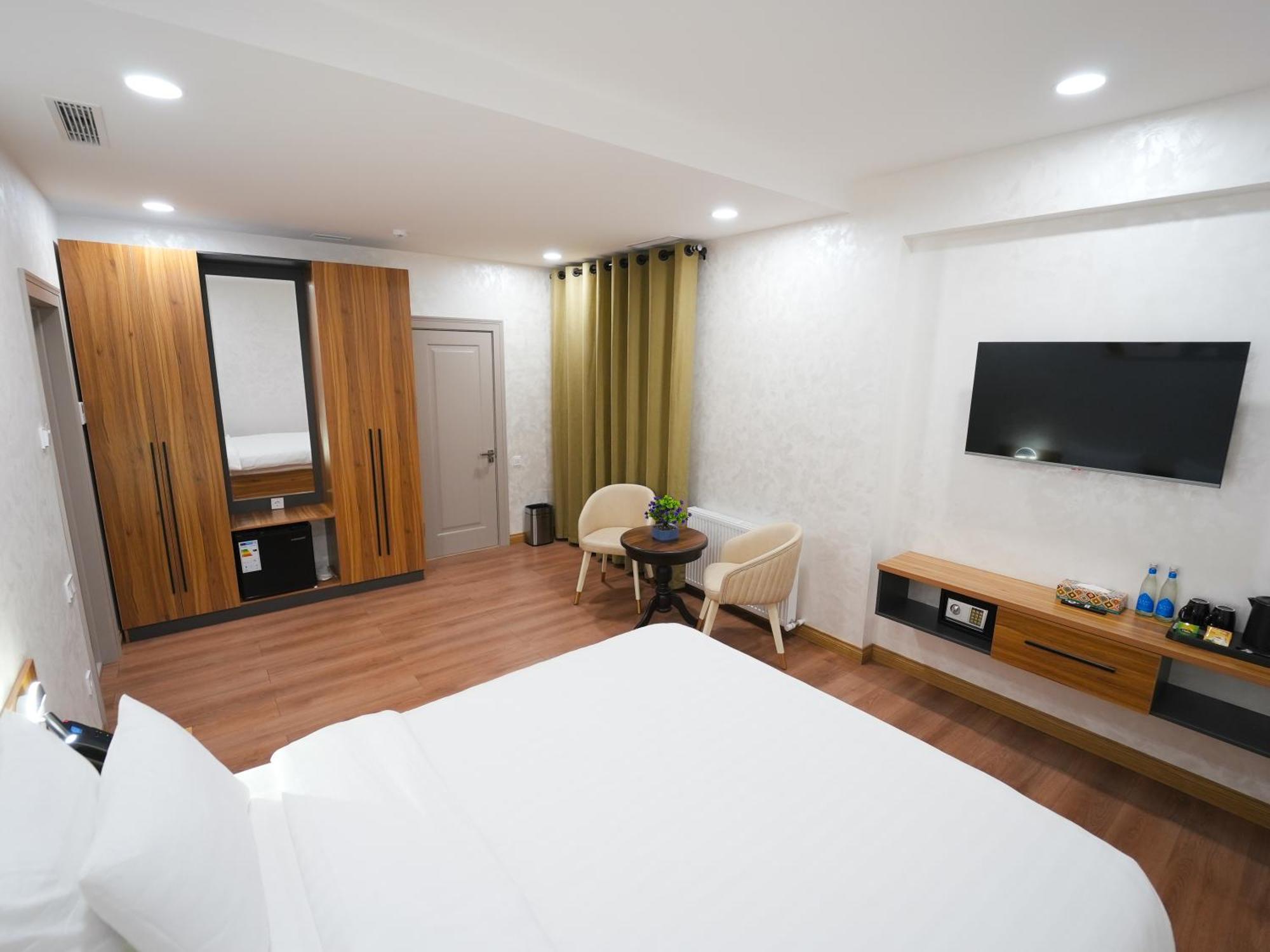 Avant Hotel Tashkent Pool&Spa Buitenkant foto