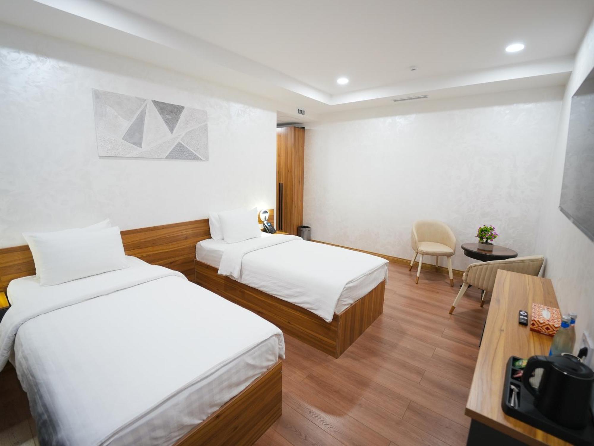 Avant Hotel Tashkent Pool&Spa Buitenkant foto