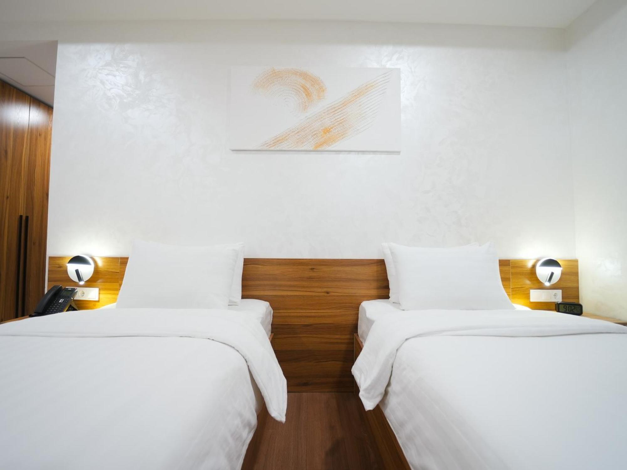 Avant Hotel Tashkent Pool&Spa Buitenkant foto