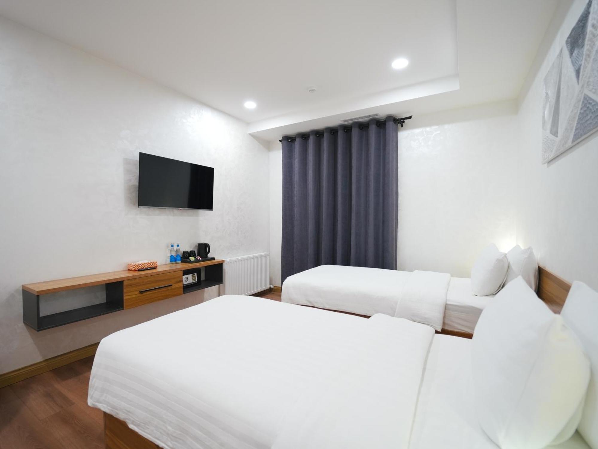 Avant Hotel Tashkent Pool&Spa Buitenkant foto